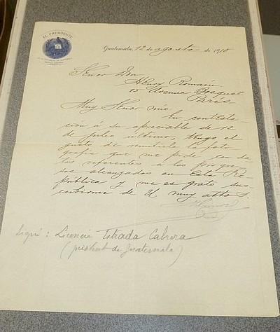 Lettre autographe datée du 12 août 1910 et signée par Estrada Cabrera, Président de la République du Guatemala