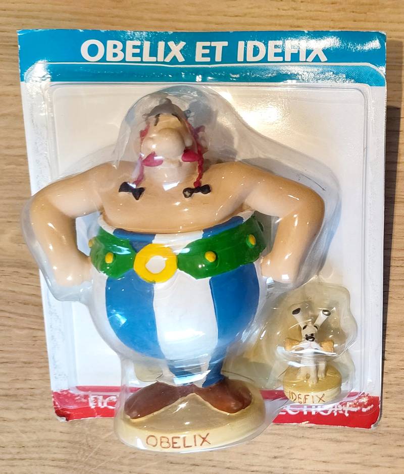 Figurines d'Obélix et d'Idéfix