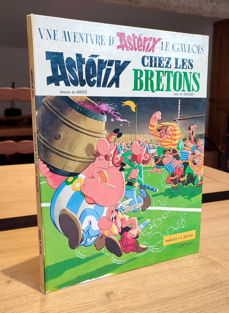 Astérix N°8 - Astérix chez les Bretons