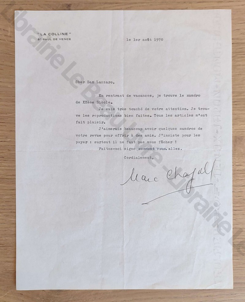Lettre tapuscrite de 7 lignes signée de Marc Chagall en date du 1er août 1970 à l'attention de Gualtieri di San Lazzaro, directeur de la revue «...