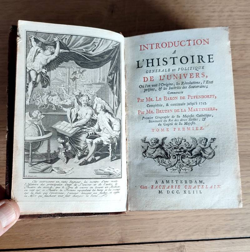 Introduction à l'histoire générale et politique de l'Univers, ou l'on voit l'origine, les Révolutions, l'état présent & les intérêts des Souverains. (Bien complet de l'Europe, 5 volumes)