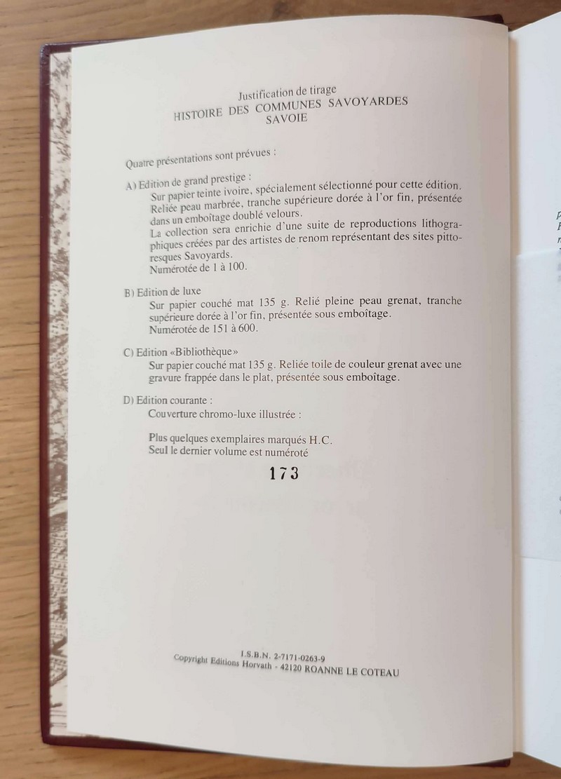 Histoire des communes savoyardes, Savoie (complet 4 vol.). 1/ Chambéry et ses environs. Le petit Bugey 2/ Aix-les-Bains et ses environs - Les Bauges, La Chartreuse, La Combe de Savoie, Montmélian 3/ La Maurienne - Chamoux, La Rochette 4/ Albertville