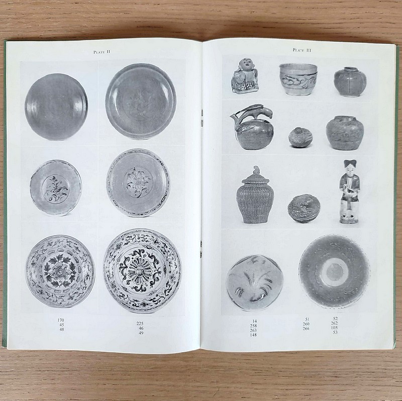 Catalogue of oriental ceramics. Sotheby's, 30th April, 1974