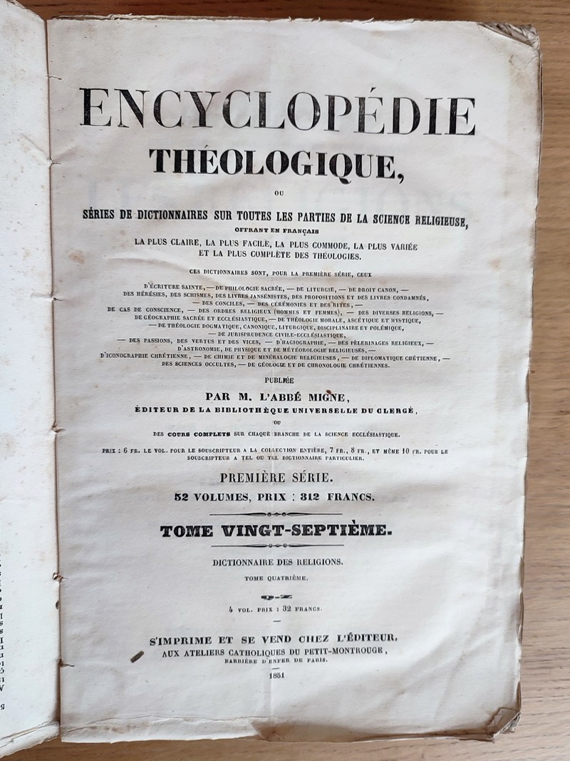 Dictionnaire universel, historique et comparatif de toutes les religions du Monde, (4 volumes) comprenant le Judaisme, le Christianisme, le Paganisme, le Sabéisme, le Magisme, le Druidisme, le Brahmanisme, le Bouddhisme, le Chamanisme, l'Islamisme...