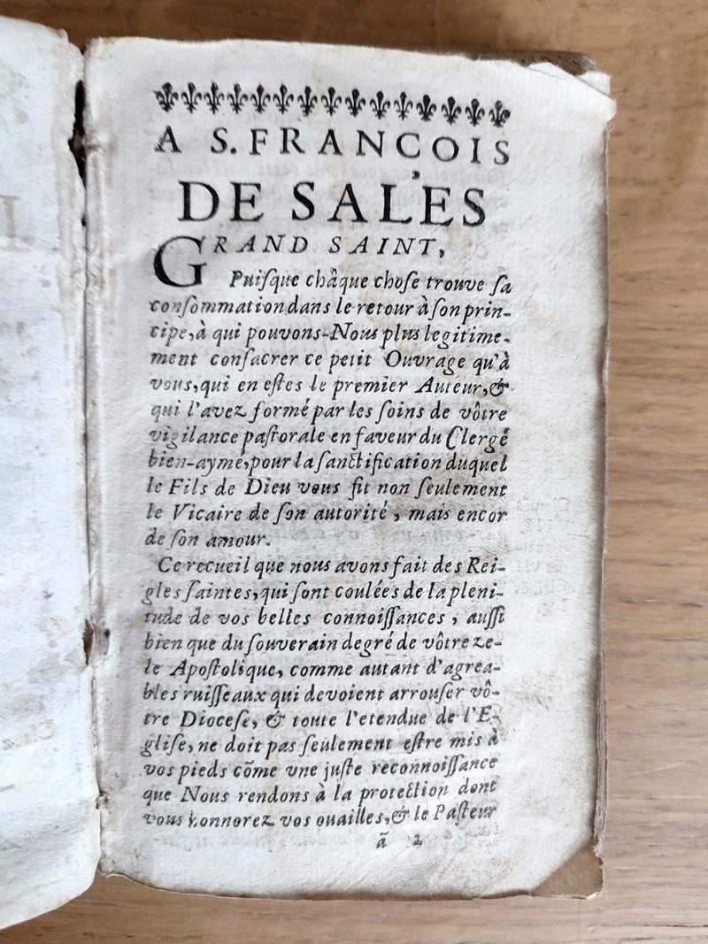 Constitutions et instructions synodales de Saint François de Sales, Evéque & Prince de Geneve. Mises en ordre, & augmentées par Monseigneur Jean d'Aranton d'Alex, son successeur dans le même Eveché.